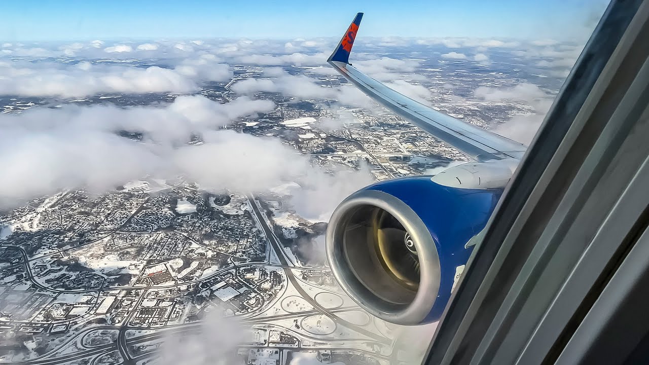 Sun Country 737-800 taxi and takeoff from MSP (runway 30L)
