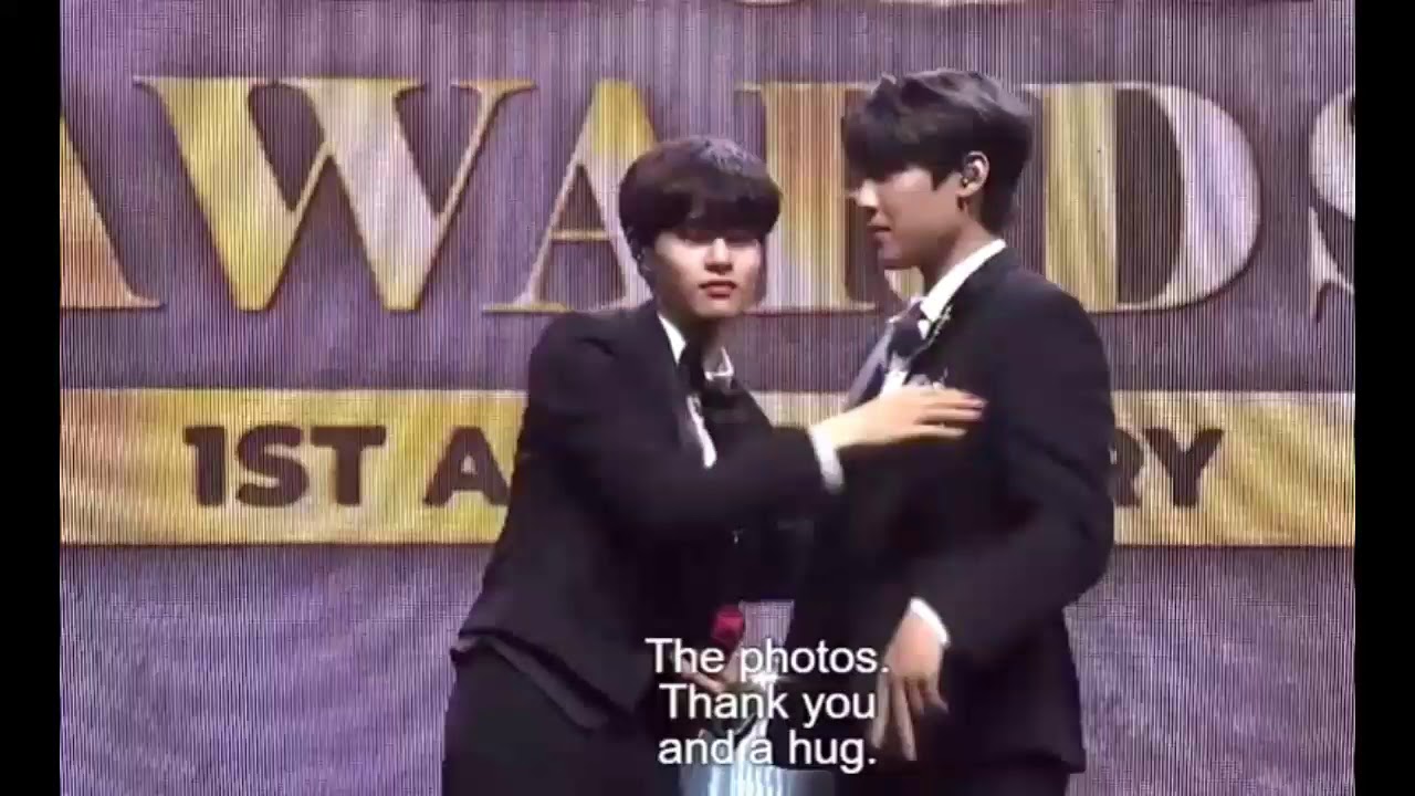 (ChamHwi) Daehwi and woojin moments I found on twt credits.