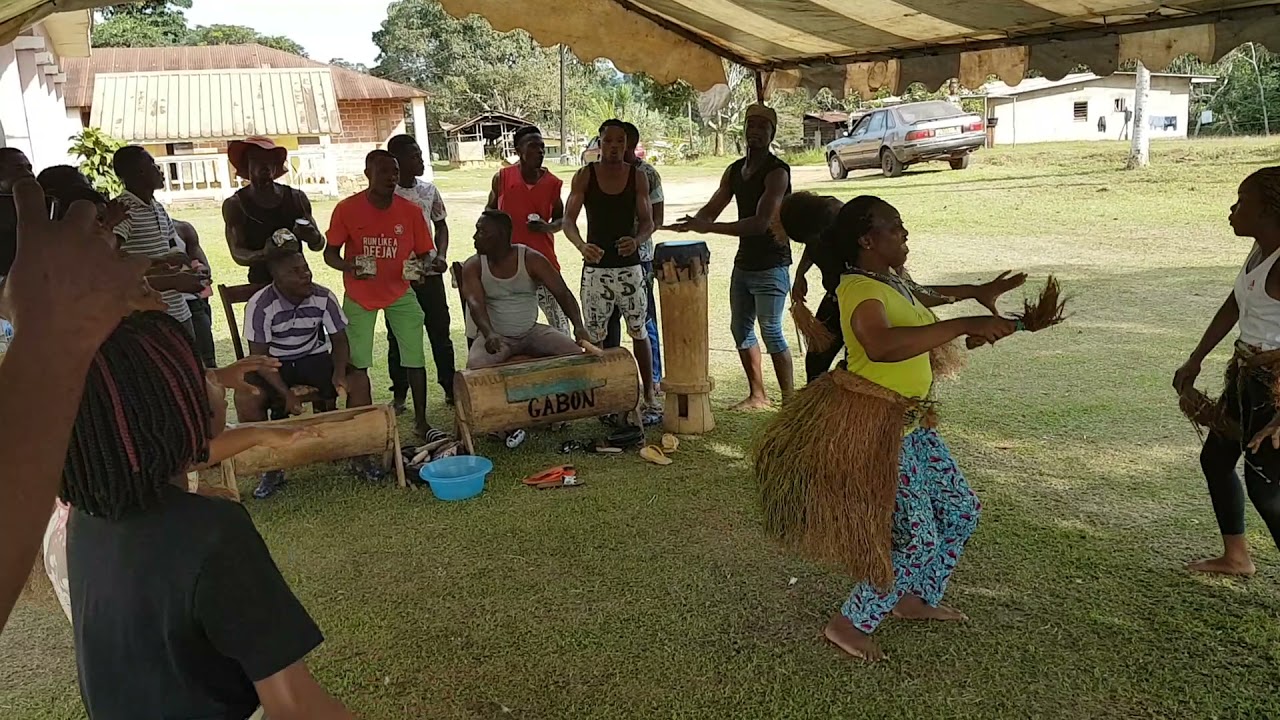 danse fang du village ANDOME oyem