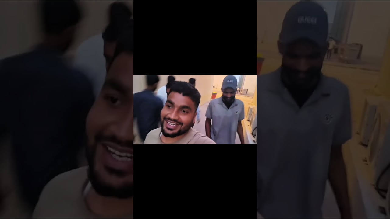 UAE में खाना खाने के लिए देखिए क्या किया करना पड़ता हैं 🥺🥺