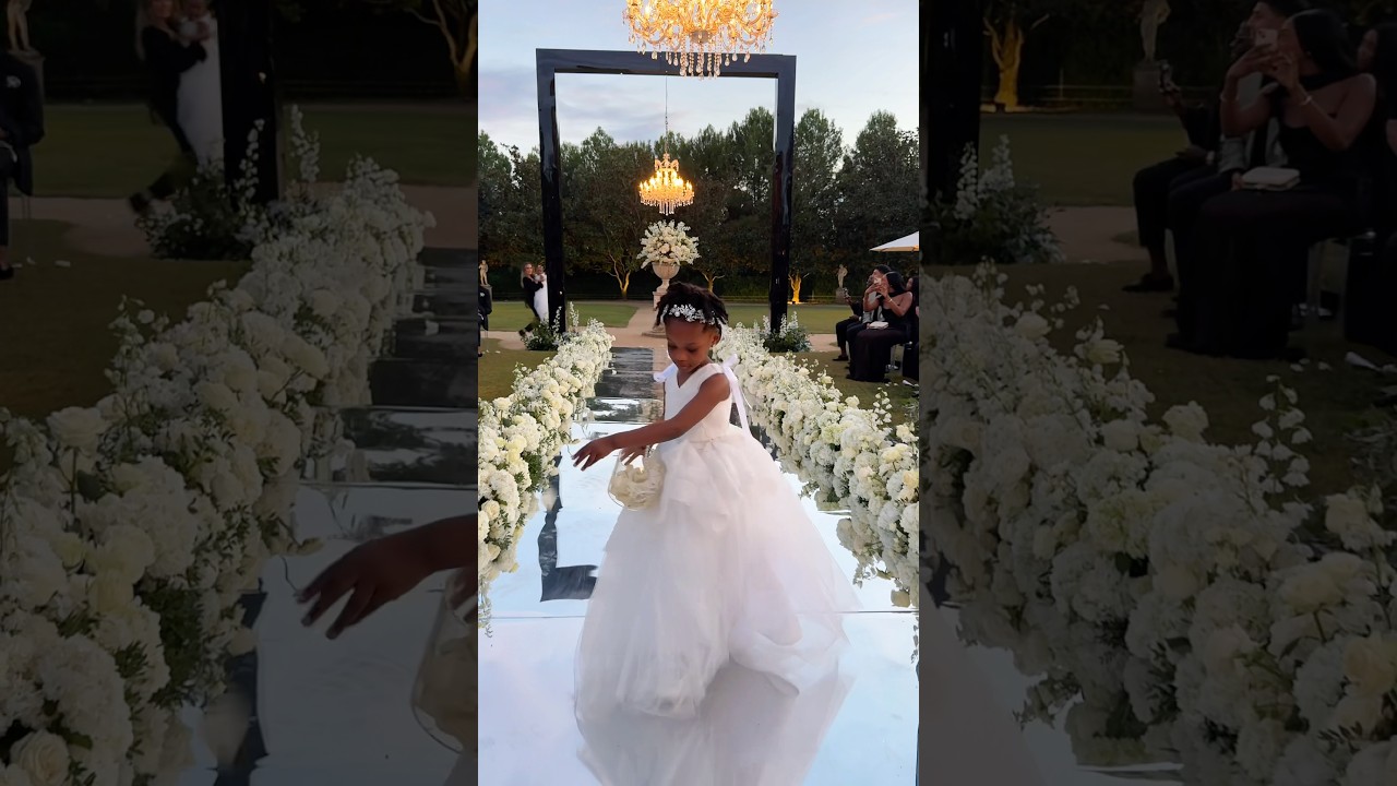 Sweetest Flower Girl Moment 😍 #flowergirl #weddingcontentcreator #barcelonawedding