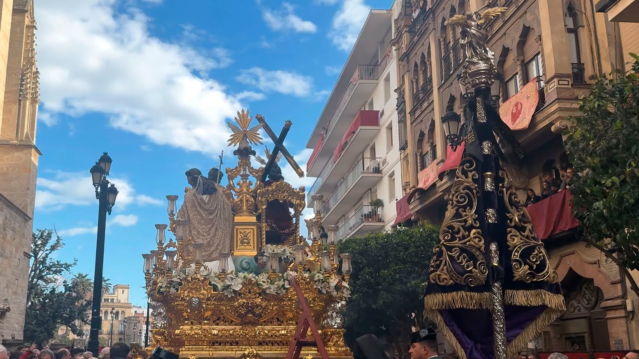 Tus Lágrimas | El Sagrado Decreto de la Trinidad por la avenida de la Constitución 2025