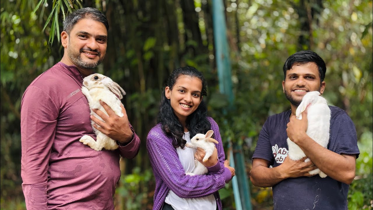 कुडाळ तालुक्यातील निरूखे गावातील Abungu Rabbit Farm ला भेट | w/ Nilesh Gosavi | BindhastMulgi 