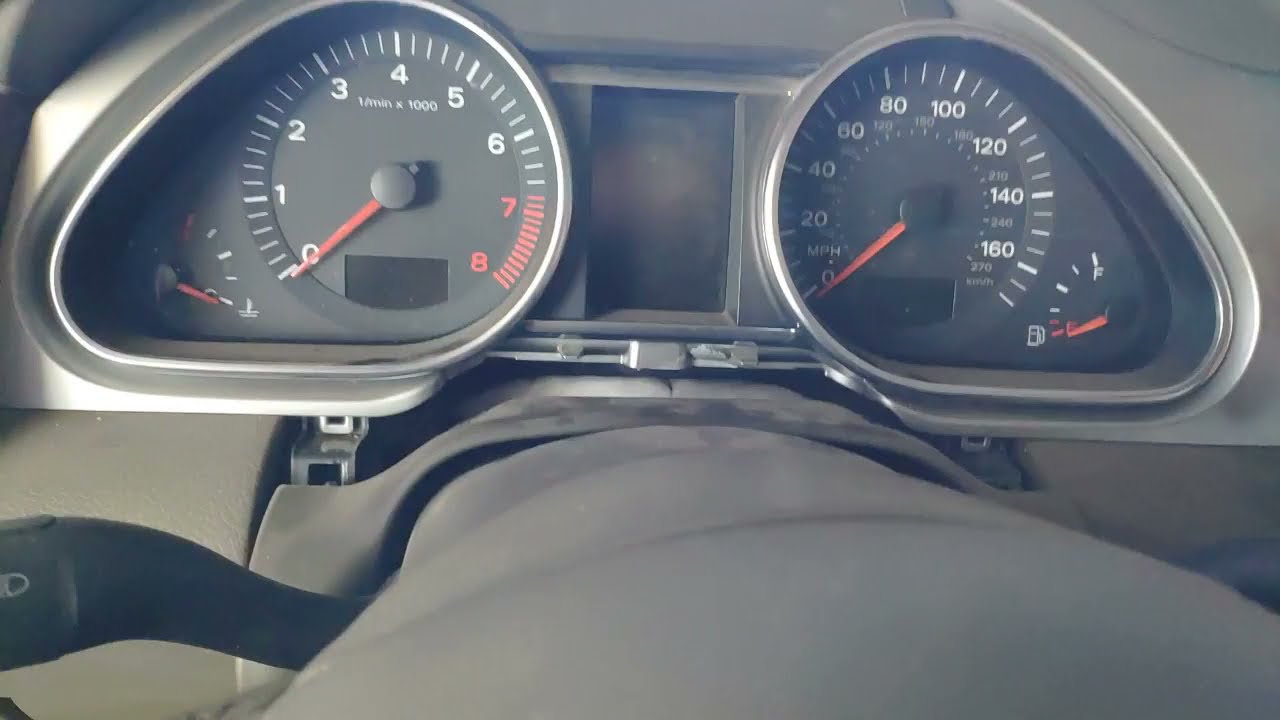 Audi Q7 как снять спидометр/монитор How to Remove  Display / Speedometer Cluster/ Vent from Audi Q7