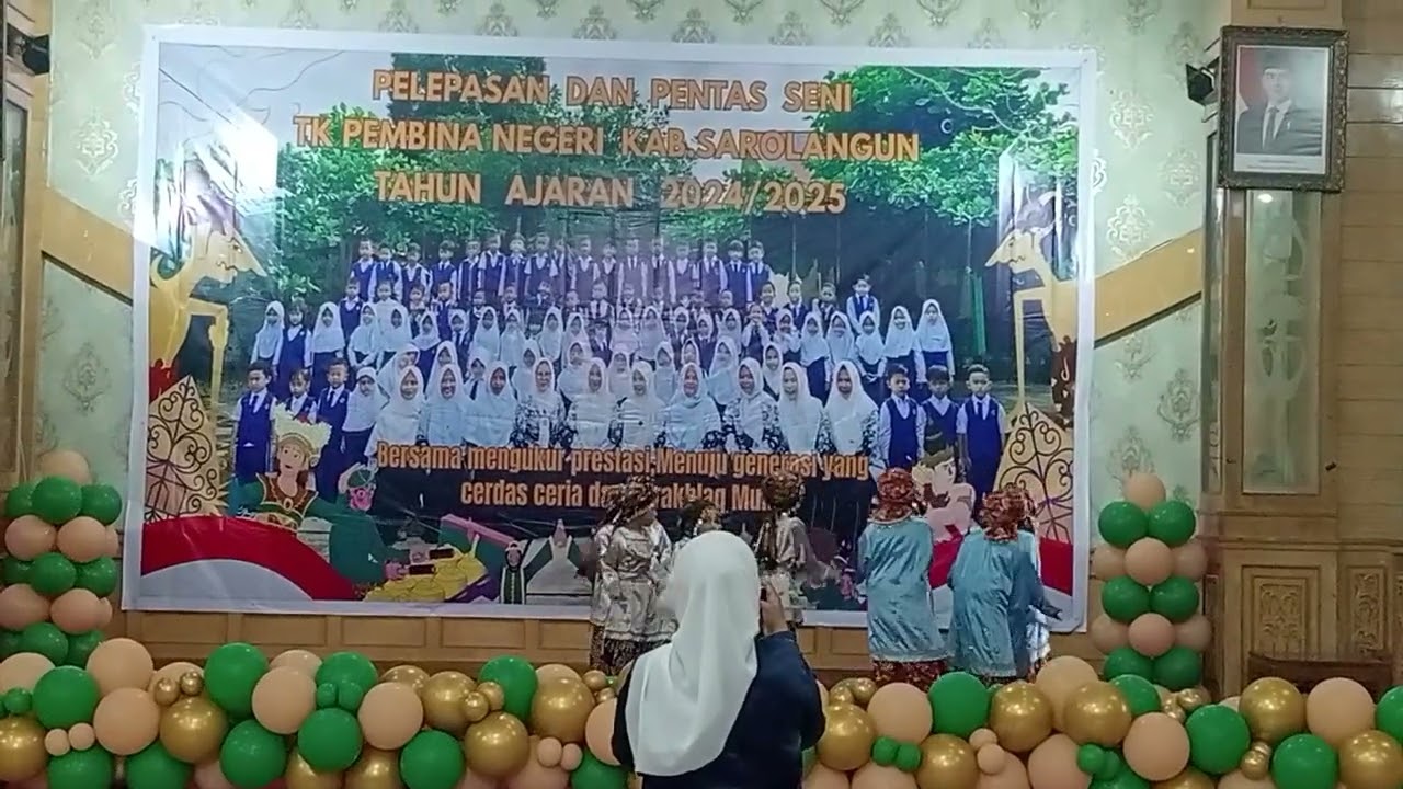 Tari kreasi Rentak Kudo 