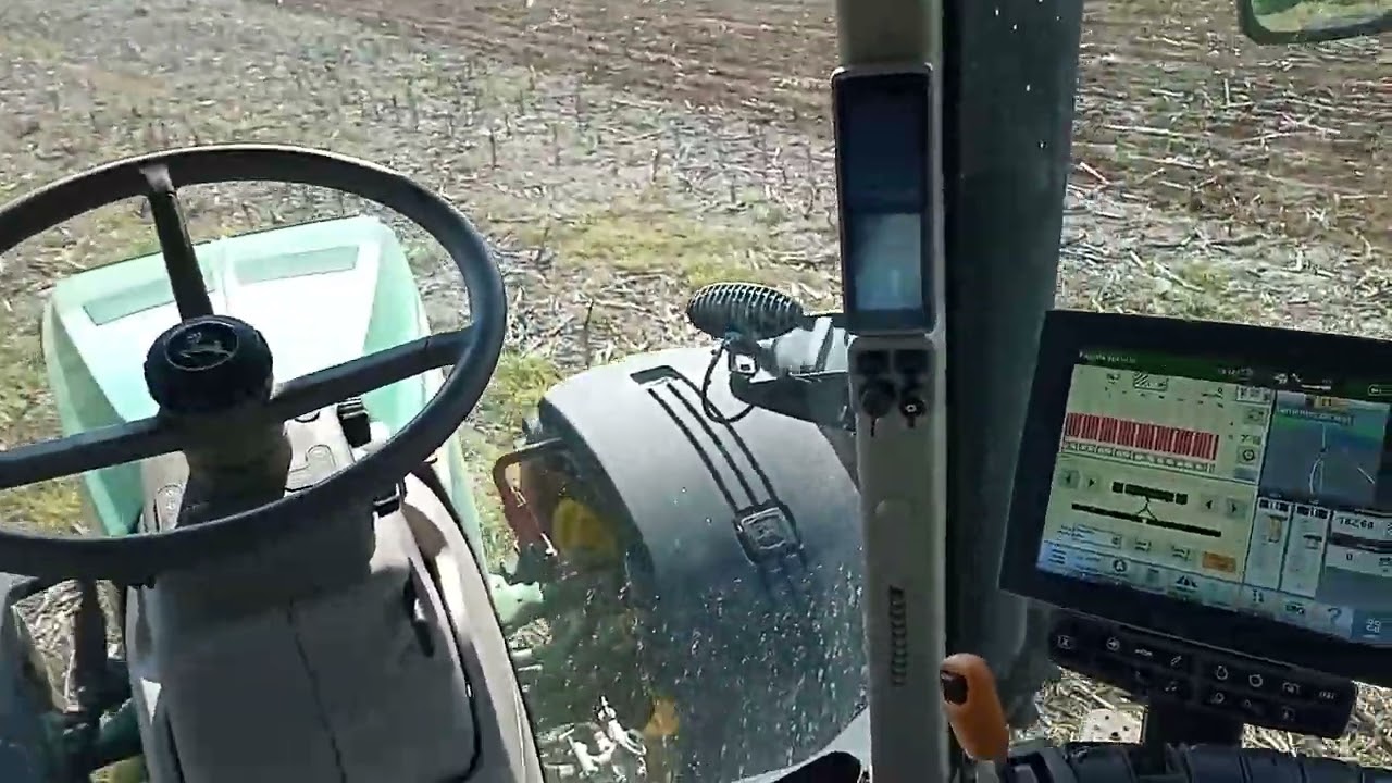 John Deere 8400R  automação de manobra no plantio