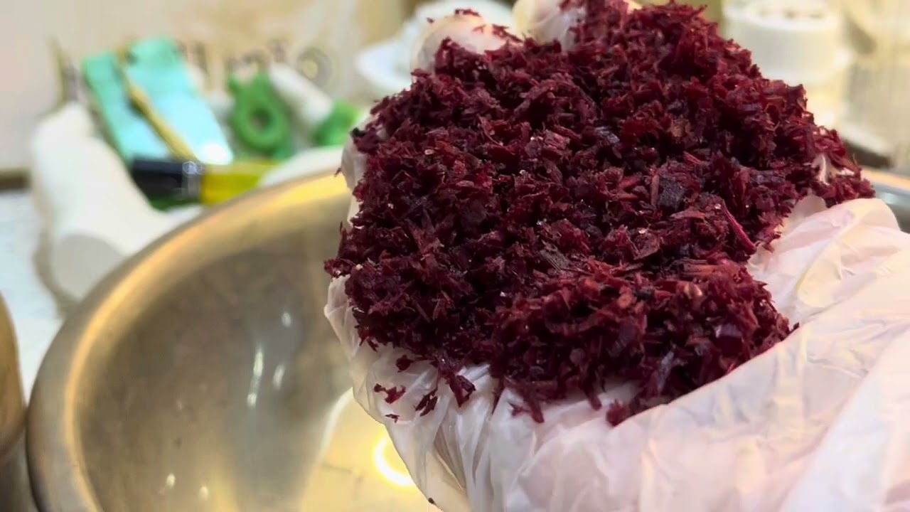 بخور طيبه الطيبة البخور المديني والورد المحمدي يوجد توصيل لكل العالم