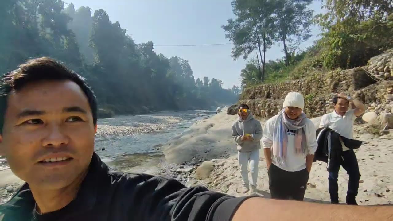Viral picnic ,,,,at chapeti zeropoint....tpiharuni aaunu hola yes thauma ......