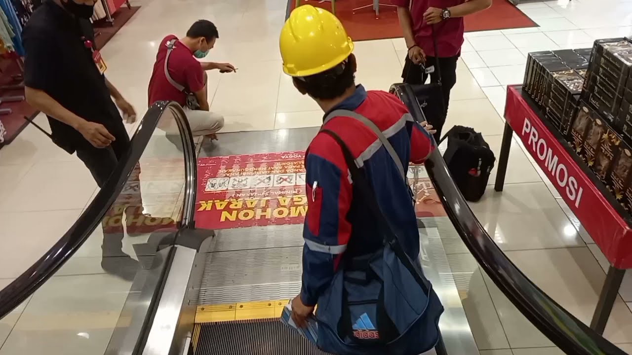 Kecelakaan di Eskalator !! Kalau ada ini pastinya tidak terjadi