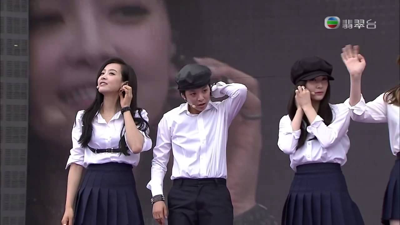140701 F(x) -  Danger   Electric Shock   Hot Summer @ Hong Kong Dome Festival 2014 [Live Show]-1