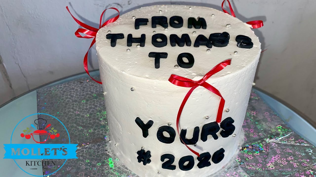 Let’s decorate this cake together our first cake in 2026 #molletbenjamin #food #cake #cooking 