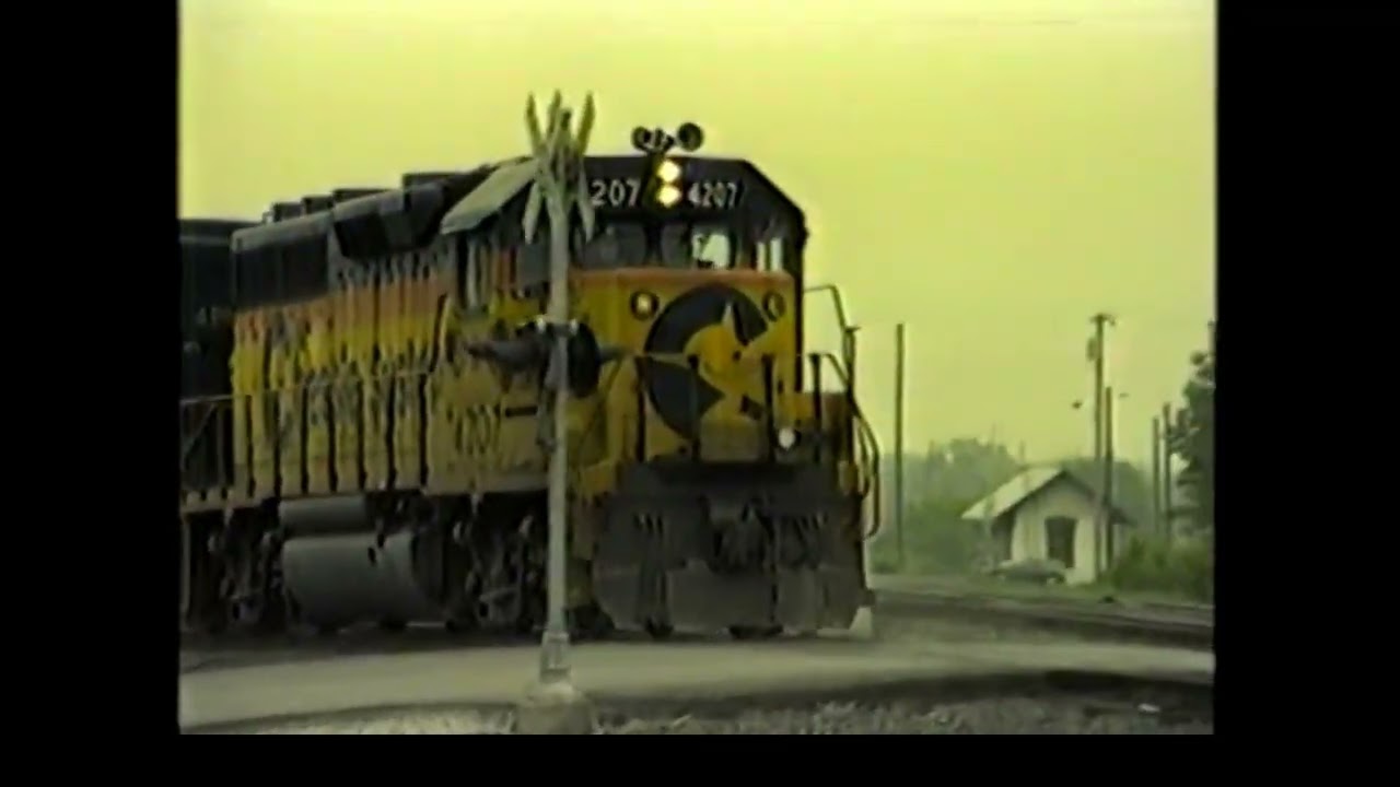PORTER INDIANA 5/23/82. CONRAIL, CHESSIE, AMTRAK, MORE VINTAGE FREIGHT CARS! TOWER STILL OPERATING!