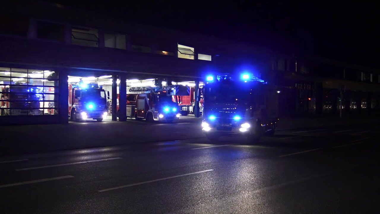L&ouml;schzug BF Mannheim FW Nord mit Dauerhorn mit Alarmdurchsage + Alarmgong + Alarmlampe
