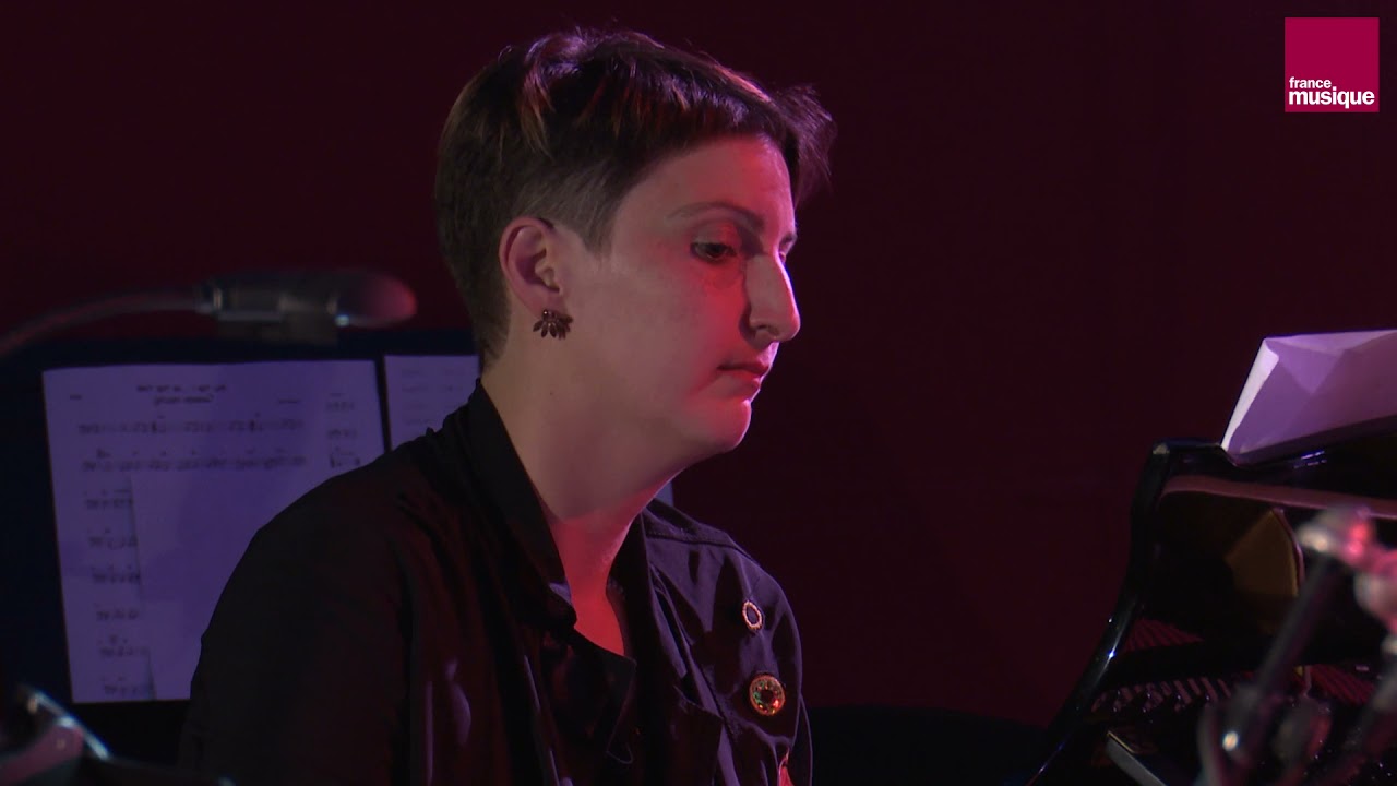 Béla Bartók : Six Danses populaires roumaines III. Topogó / Pe loc (Sur place)