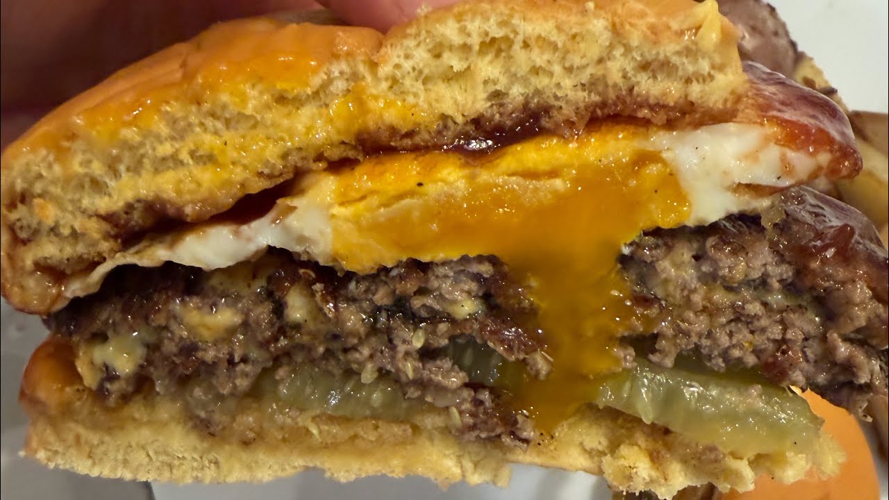Smash burgers with oven roasted potatoes (Facebook live recording)