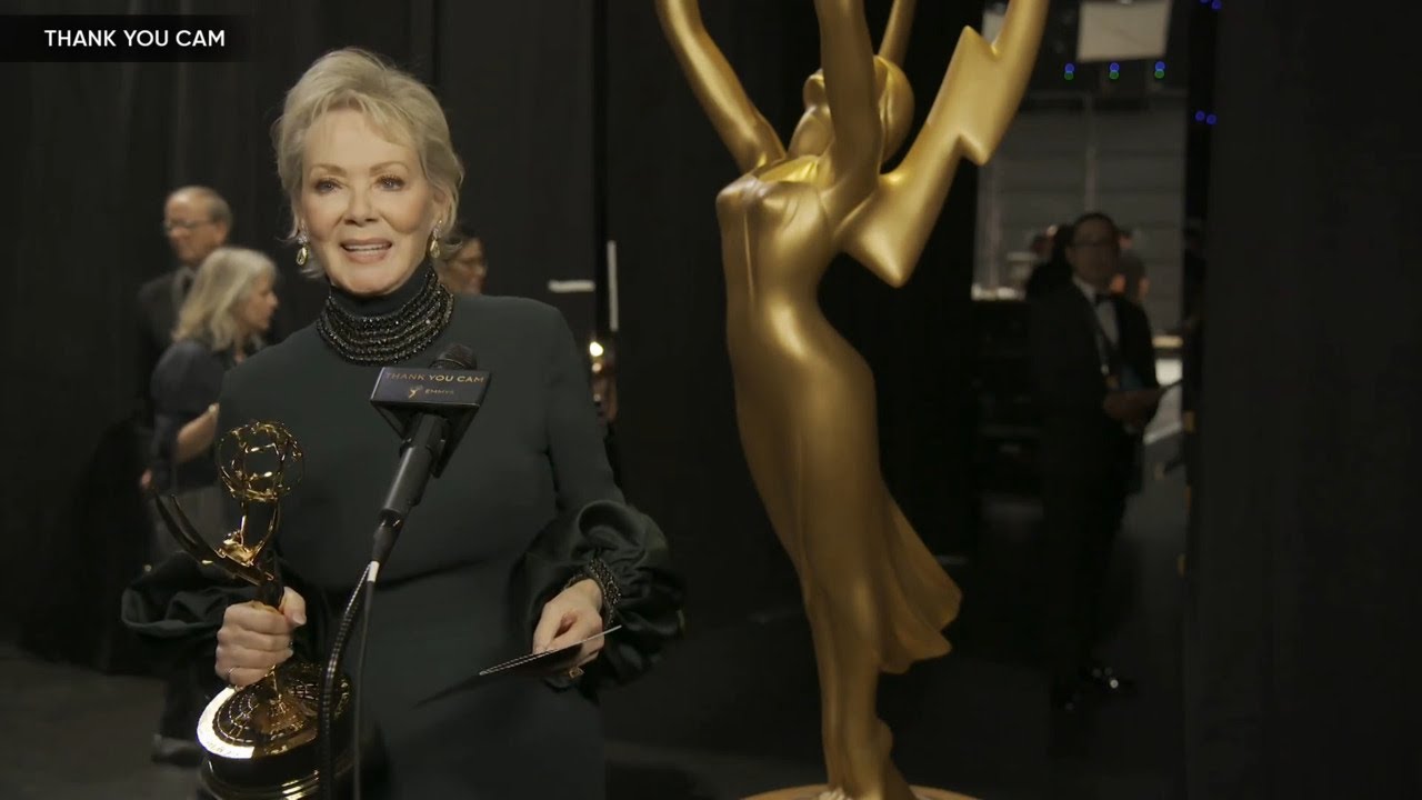 Jean Smart: 77th Emmy Awards Thank You Cam