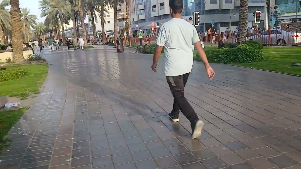 EVENING WALK IN DUBAI 🇦🇪 AL MUTEENA,,Beautiful and clean Al muteena Park,,