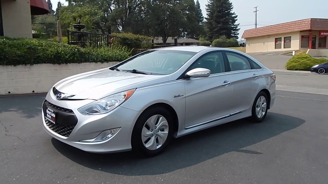2013 Hyundai Sonata Hybrid video overview and walk around