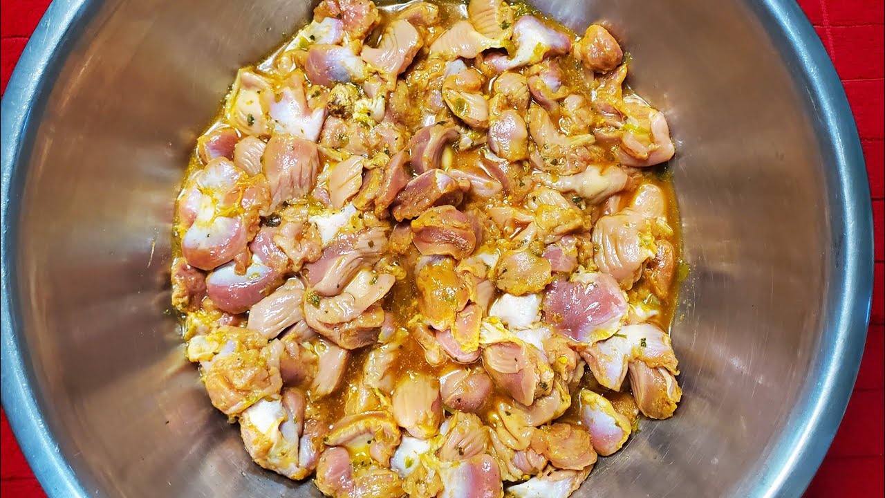 HOW TO CLEAN AND PREP TENDER CHICKEN GIZZARDS |  STEP BY STEP