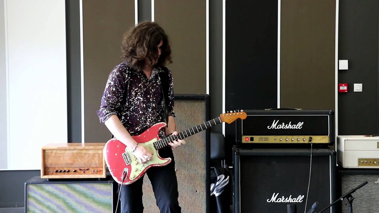 Marshall JCM 800 + Bravewood Strat