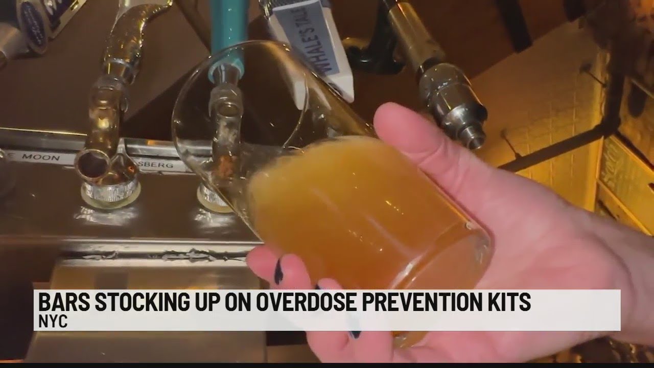Bars ready with overdose prevention kits