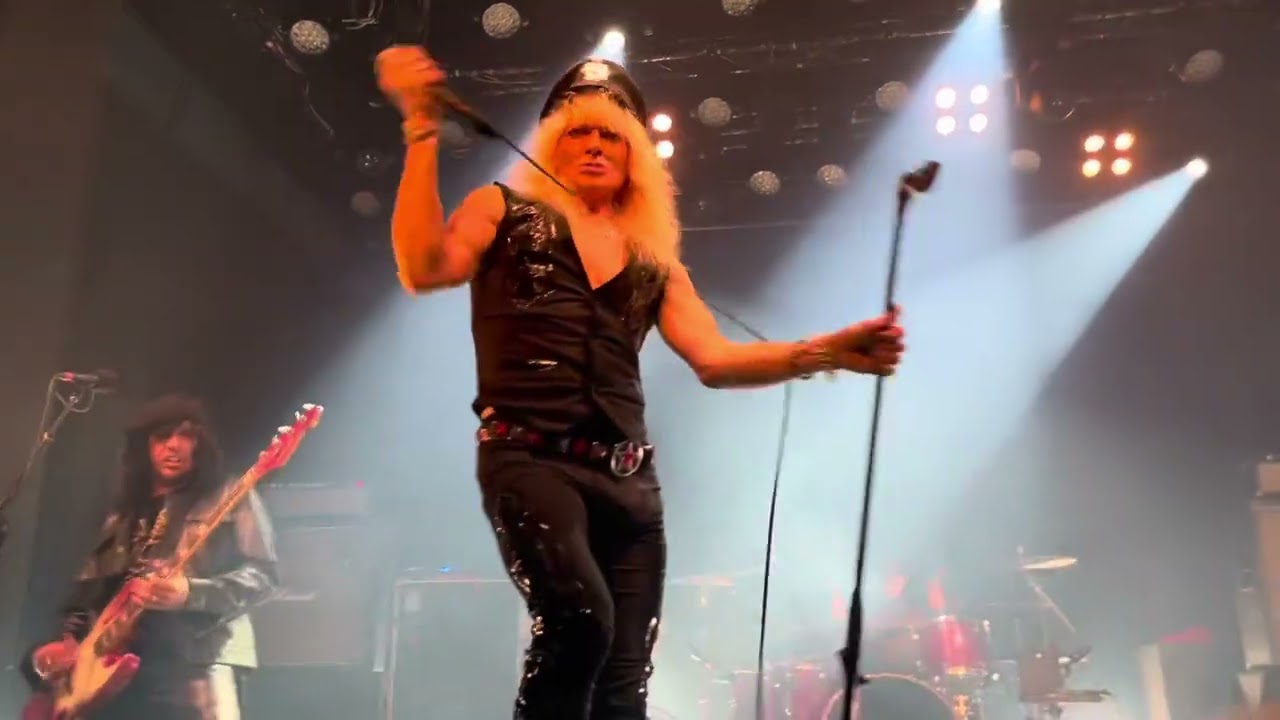 Demolition 23. - Nothin’s Alright / Endangered Species (live)
