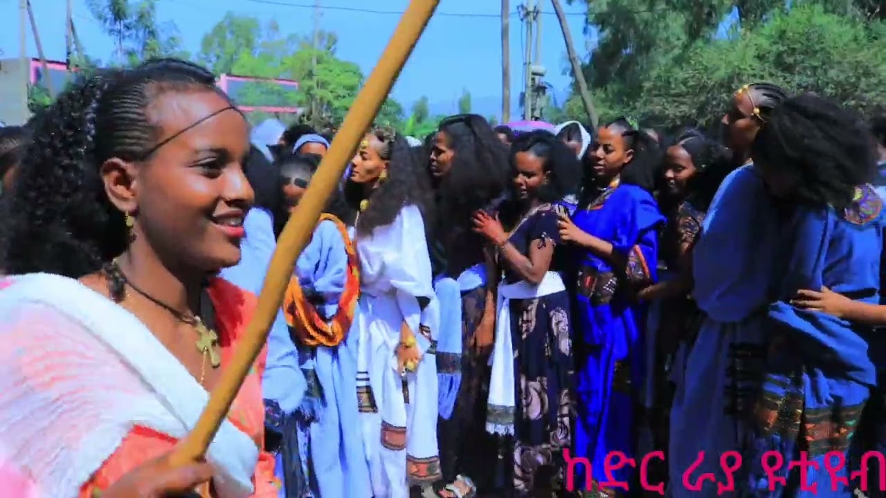 መገን ወሎ ሴቶች አልተቻሉም ማን ይንጣልኝ ብየ ሲሳሳ ሲሳሳ የአማራ ልጅ #ፋኖ_ደረሰልኝ_እሳ! ሲጨፍሩ ሁላችሁም ሸር ሸር አድርጉት በቅንነት