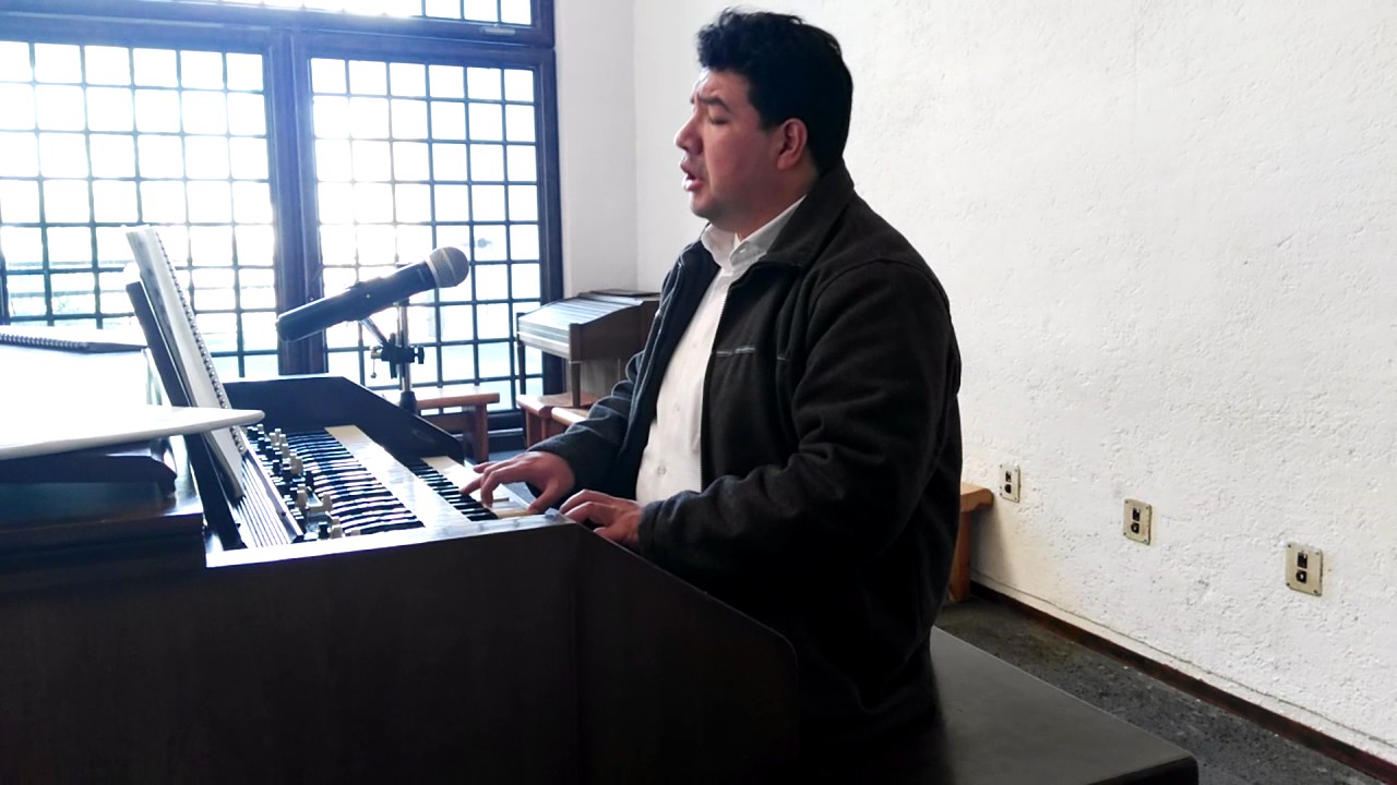 Kyrie eleison y gloria de la misa señora y niña mía del padre Xavier Gonzalez Tescucano