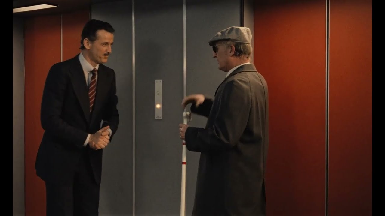 De Lift (1983) de blinde man (Dick Maas)