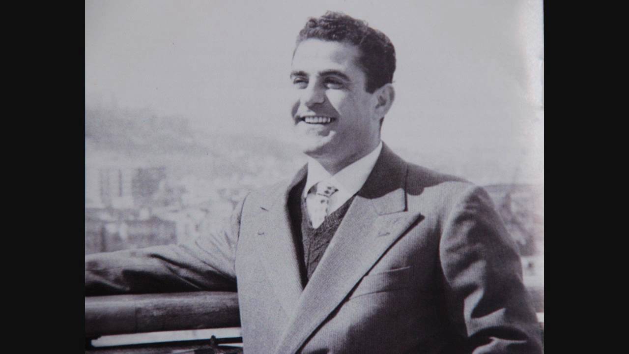 GABRIELE VANORIO SINGS 