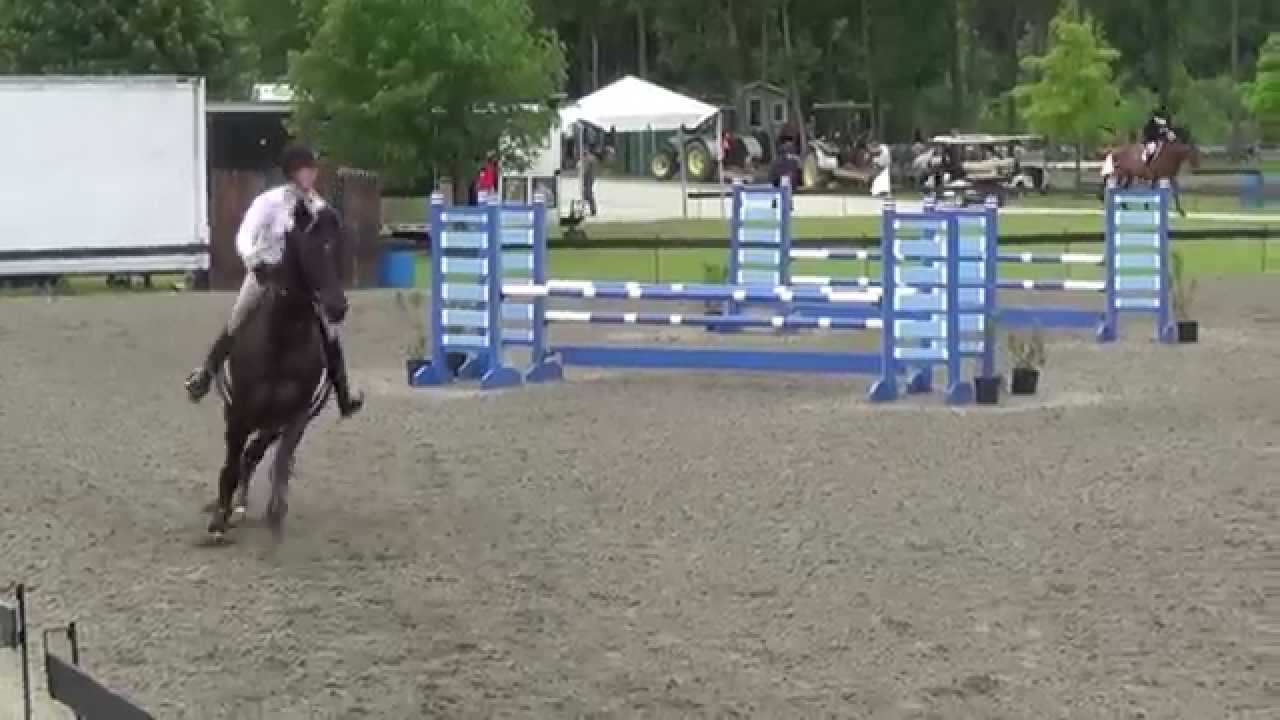 Kelsa Zereski and Lascar adult jumpers 2015