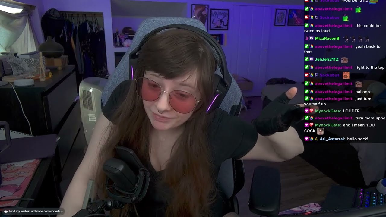Sockubus Streams: Drawing Monster gorl