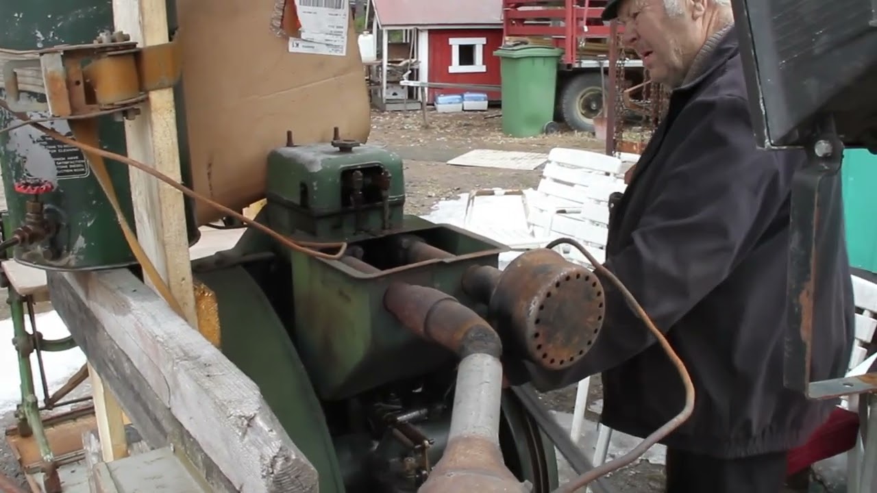 Starting and running lister engine / Käynnistetään Lister Generaattori #agriculture #engine