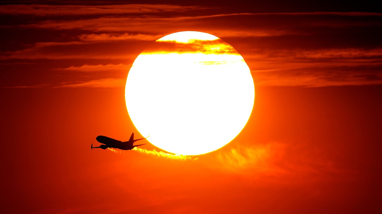 Holidaymakers warned off beaches amid Europe heatwave | ITV News