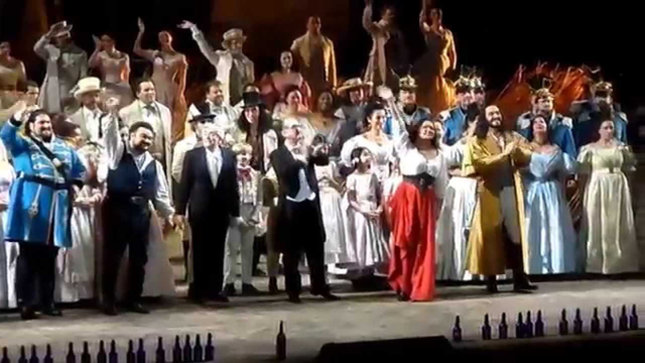 Curtain Call in two L'Elisir d'Amore with Anna Netrebko, Ramón Vargas and Erwin Schrott in 01.2014