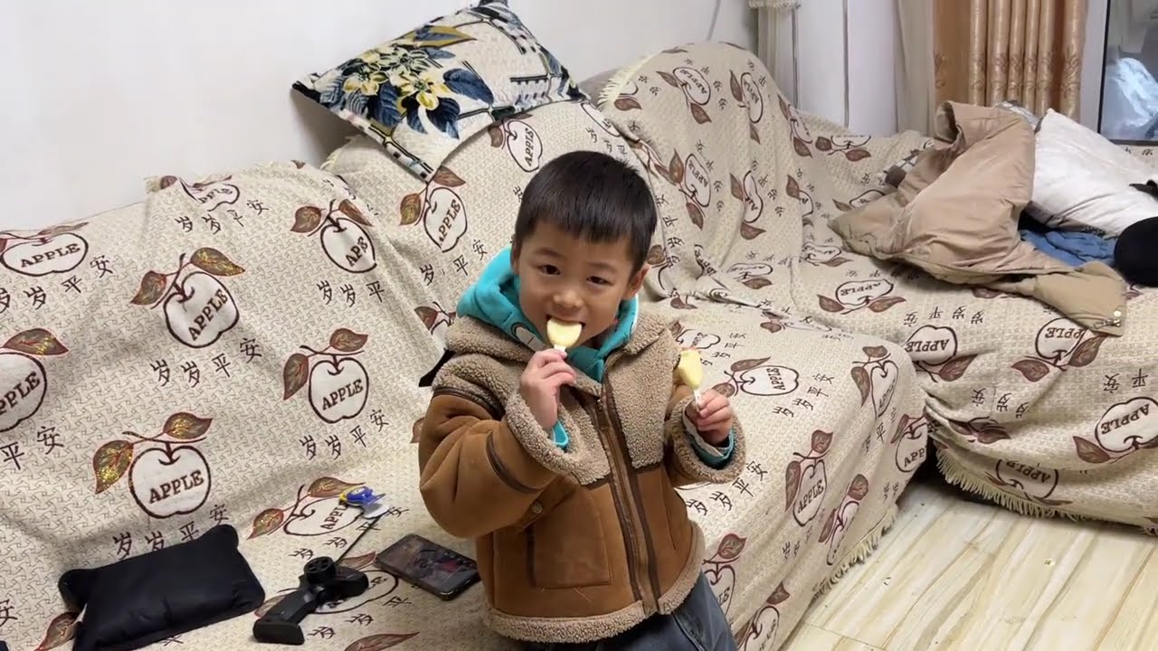 今天把小宝的被子洗洗 再收拾衣服，为小宝开学做准备……#河南姑娘在内蒙   #抖音
