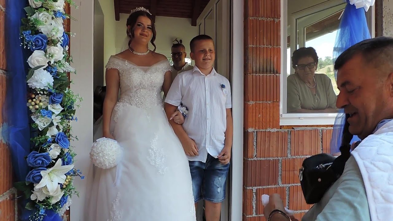 Mali braco neda mladu  - IL KOVERTA ILI JANJE  - nudi svekar