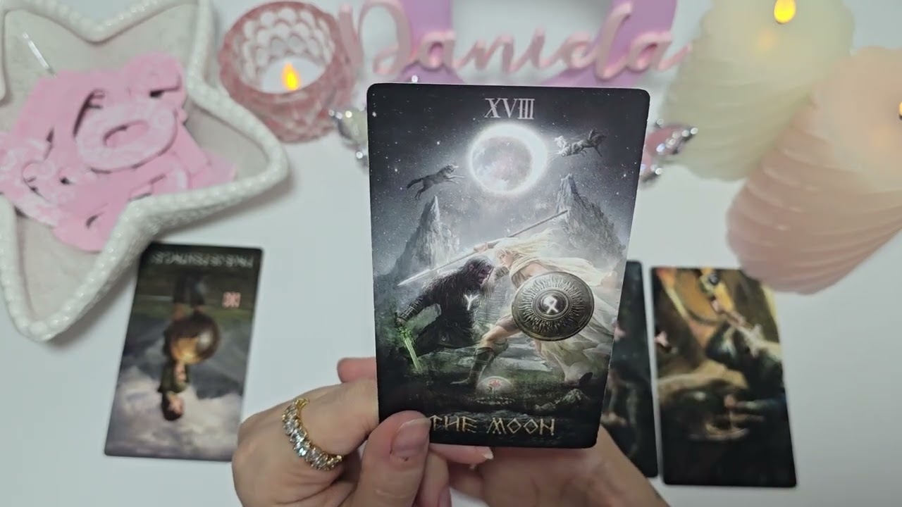 Libra ♎️ ALGUIEN TE ESTÁ INVESTIGANDO Y NI SIQUIERA LO SABES 😳🔥 #LIBRA AMOR ENERO 2026 🔮