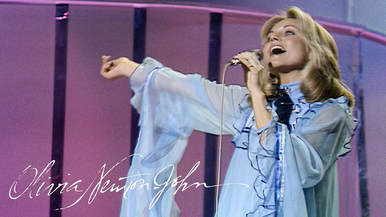 Olivia Newton-John - Long Live Love (Eurovision Song Contest, 6th April, 1974)