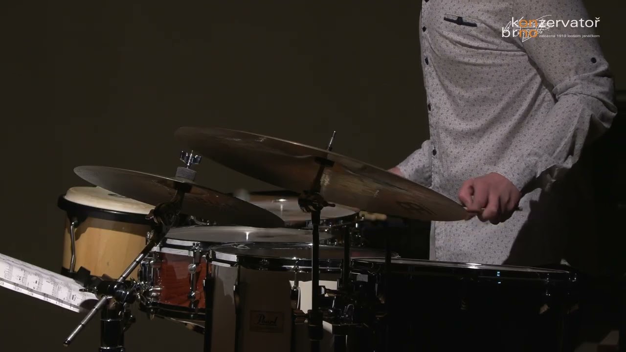 William Kraft : French Suite for Percussion - Jaroslav Buchanov