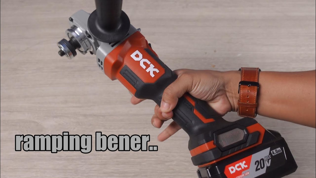 nyaman buat tangan-tangan kecil.. - DCK KDSM03-100EM CORDLESS BRUSHLESS ANGLE GRINDER 20V