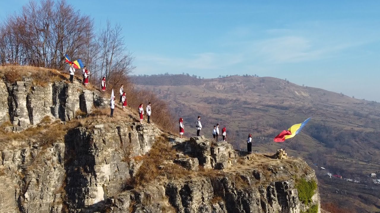 Frați români din lumea-ntreagă - Grup vocal Fiii Neamului