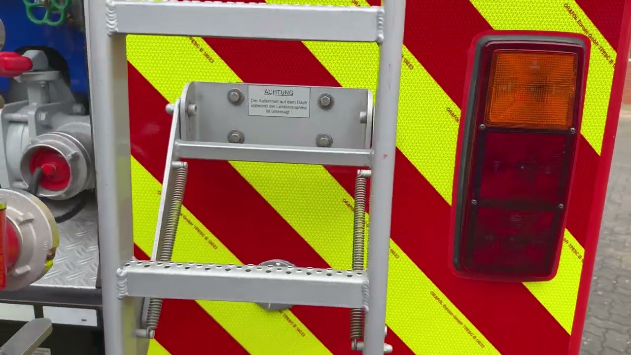Feuerwehr Fahrzeug  DB HLF 20 - Dekontamination / Neutralisation