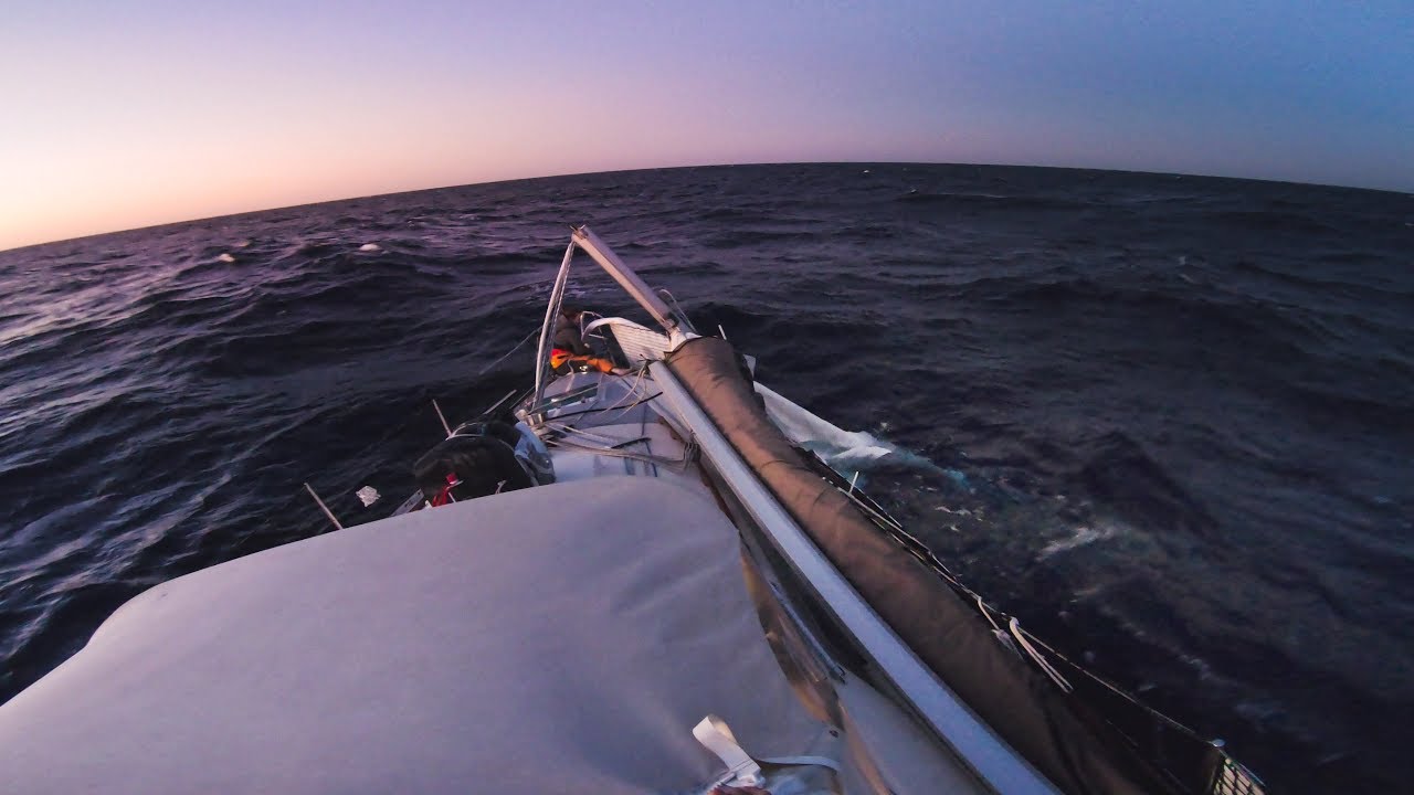 Broken Mast on Atlantic Crossing | S2 E77