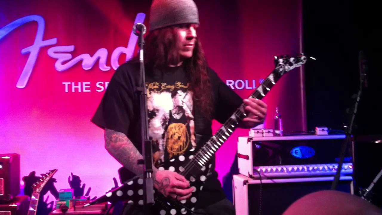 Phil Demmel from Machine Head played 