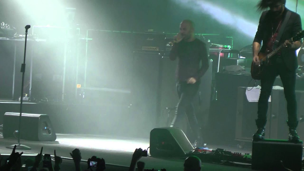 NEGRAMARO-VIA LE MANI DAGLI OCCHI ROMA 1/12/13 HD Gruppo Fb:NEGRAMARO AFFOSSATI NELLE FOTO