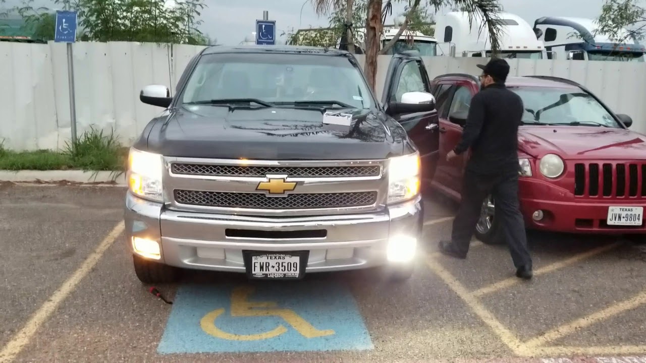2007-2014 Chevrolet Silverado противотуманные фары заменены с галогенных на светодиодные