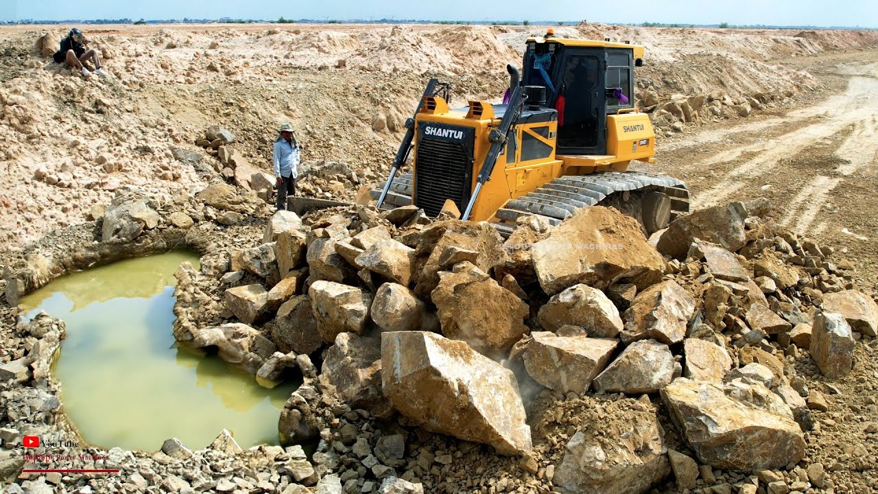 Perfection Start Over Project! Split​ Large Rock Low​ as Flooring on Road Use Dozer & &Trucks Dumper