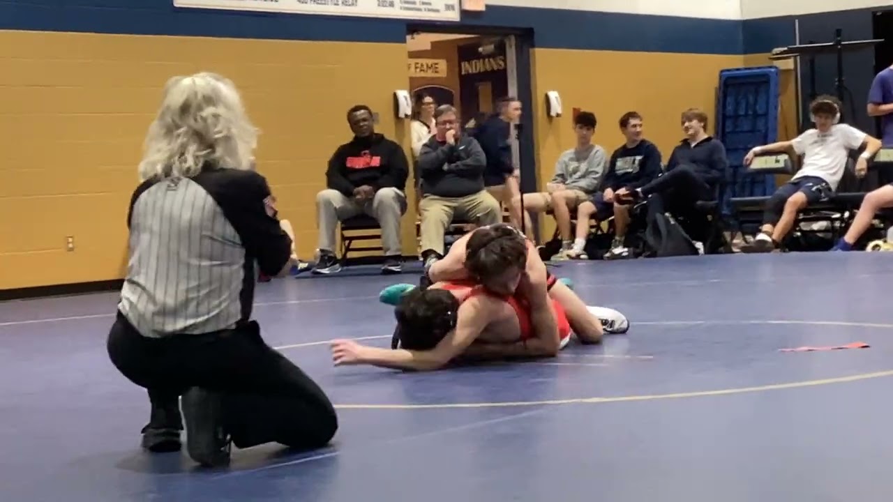 126 Hopson, Julius v Hill, C (Chaminade College Prep) 01-06-26 W  TF 1:28