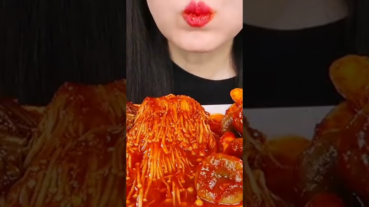#ASMR spicy enoki mushrooms eating sound #asmreating #muckbang